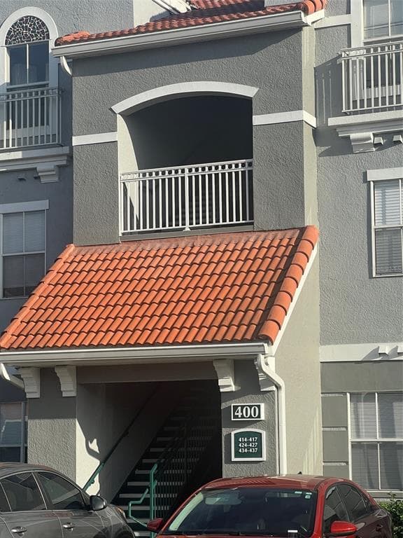 18001 RICHMOND PLACE UNIT 425 TAMPA, FL 33647