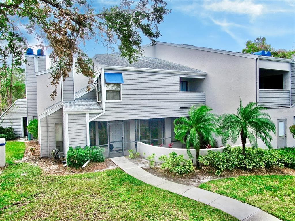 10626 LONGWOOD DRIVE UNIT 101 SEMINOLE, FL 33777