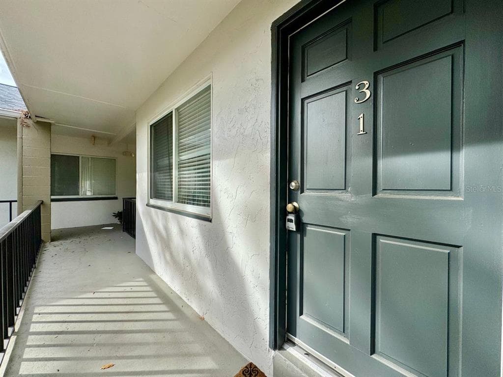 3914 W NEPTUNE STREET UNIT 31 TAMPA, FL 33629