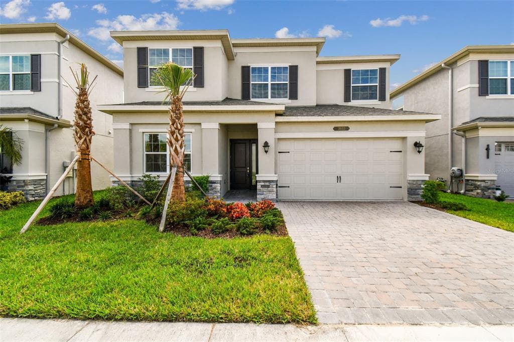 3033 HOLLOW HICKORY PLACE WESLEY CHAPEL, FL 33543