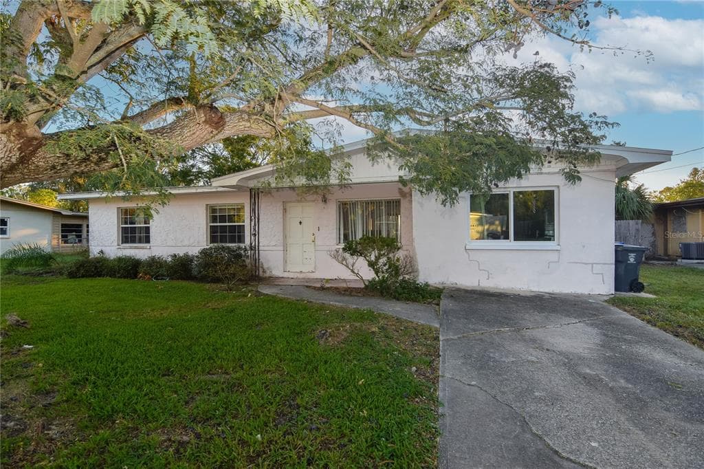 421 COUNTRY CLUB DRIVE OLDSMAR, FL 34677
