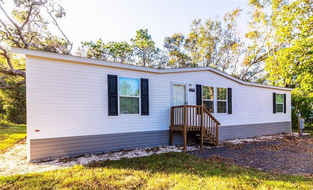 7277 FORT DADE AVENUE BROOKSVILLE, FL 34601