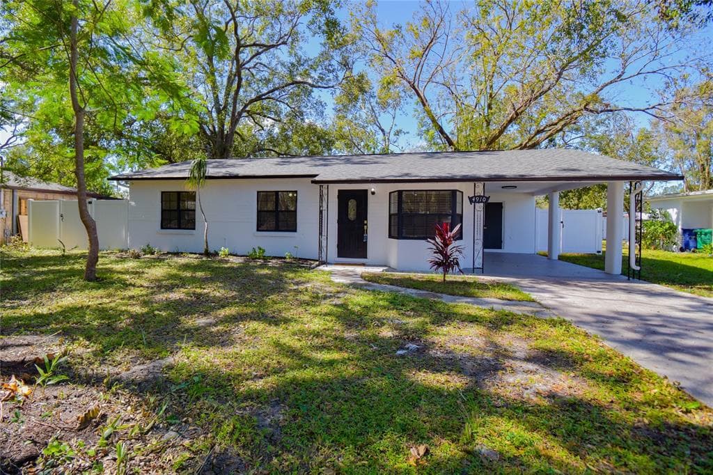 4910 N DARBY AVENUE TAMPA, FL 33603