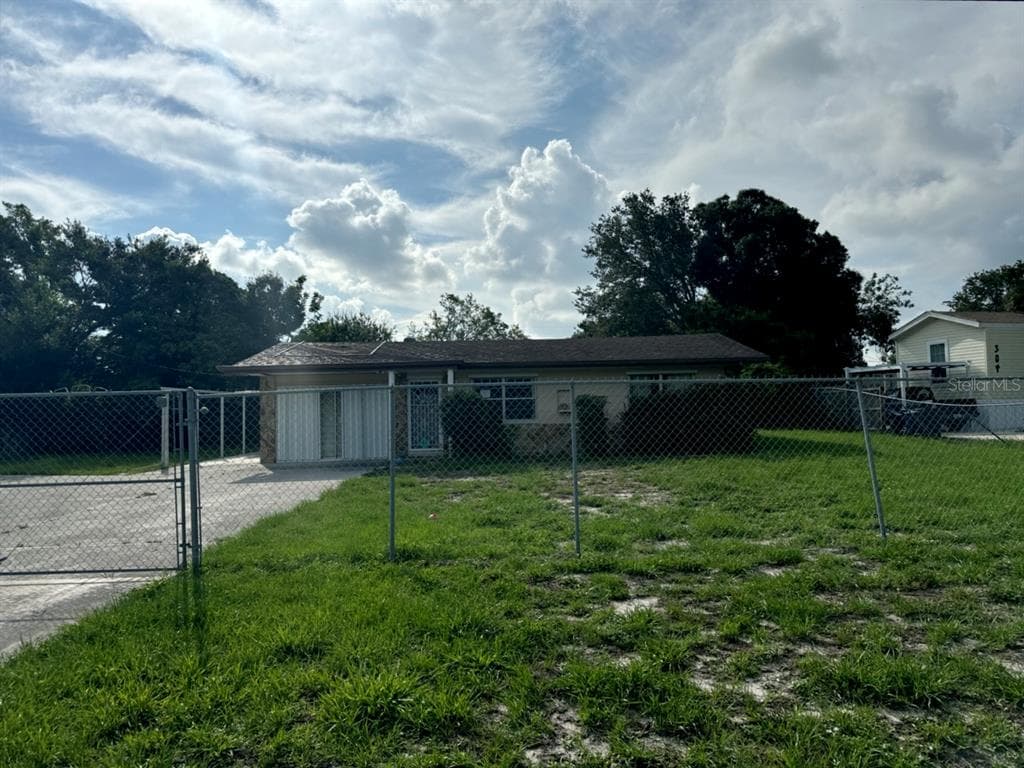 308 RAVENNA STREET NOKOMIS, FL 34275