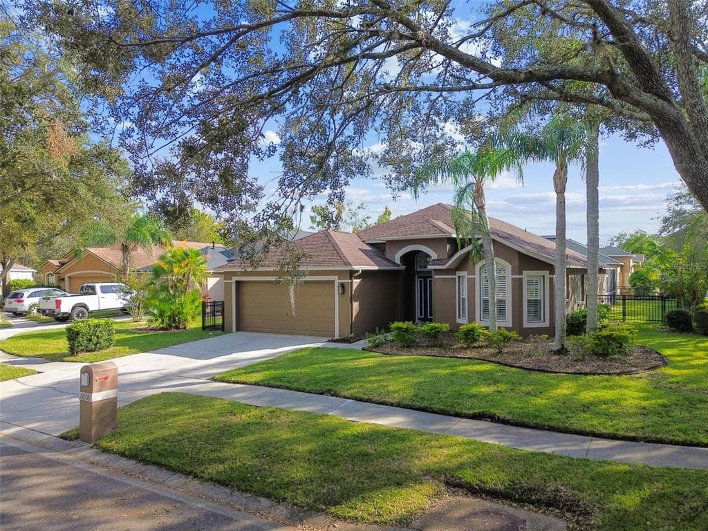 6008 CHELLAS COURT LUTZ, FL 33558