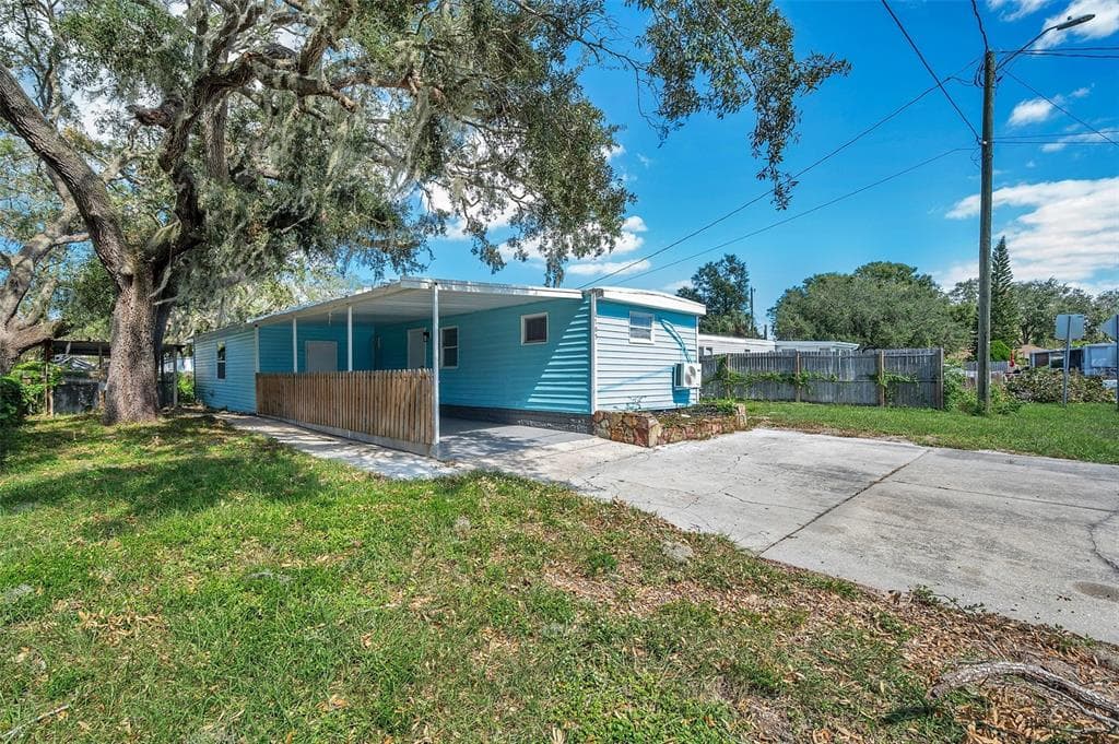 6705 CHAR LANE NEW PORT RICHEY, FL 34653