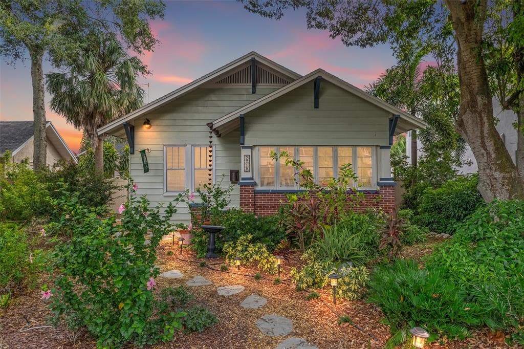 2210 4TH AVENUE N ST PETERSBURG, FL 33713