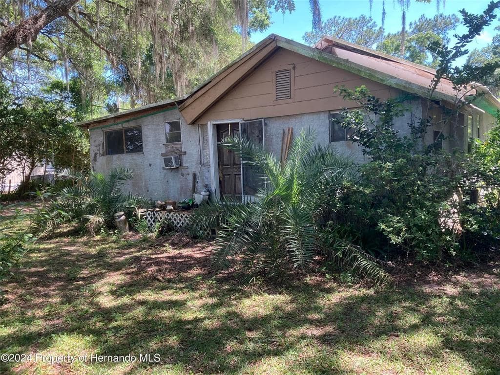 44912 LACOOCHEE CLAYSINK ROAD WEBSTER, FL 33597