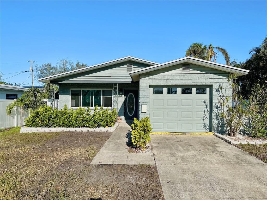 3634 BAYSHORE BOULEVARD NE ST PETERSBURG, FL 33703