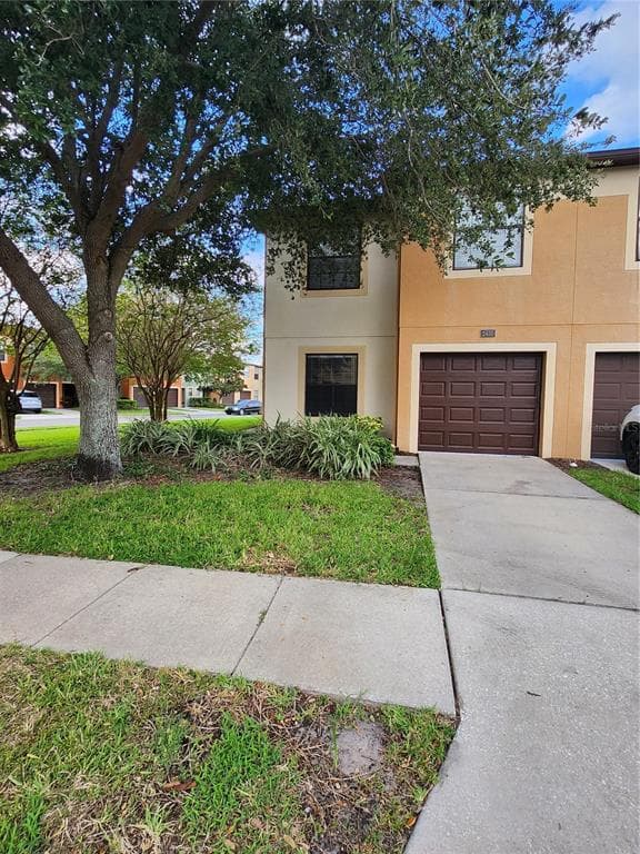 2455 EDGEWATER FALLS DRIVE BRANDON, FL 33511
