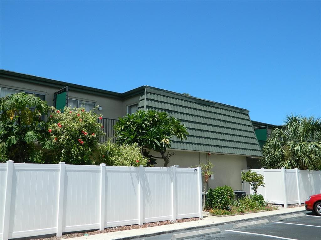1799 N HIGHLAND AVENUE UNIT 58 CLEARWATER, FL 33755