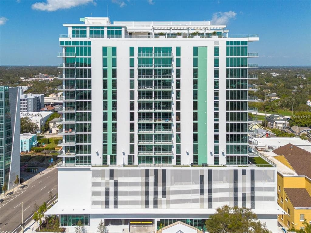 777 3RD AVENUE N UNIT 1305