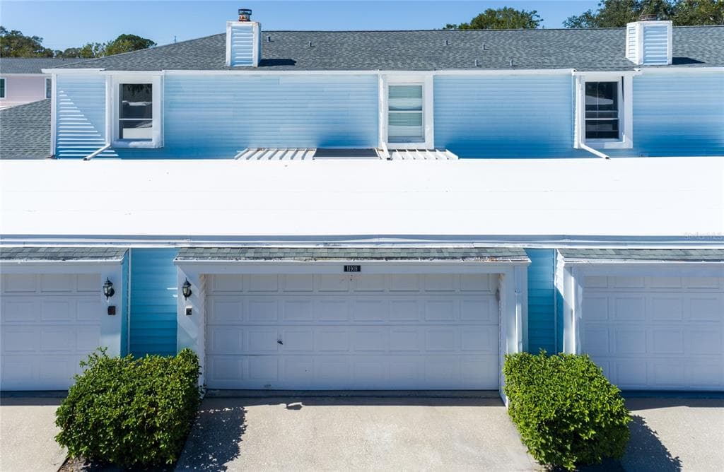 11918 CYPRESS CREST CIRCLE UNIT 11918 TAMPA, FL 33626