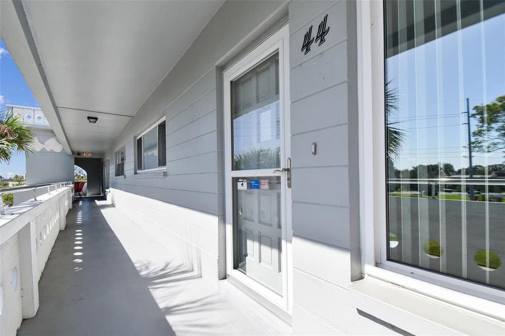 2340 GRECIAN WAY UNIT 44 CLEARWATER, FL 33763