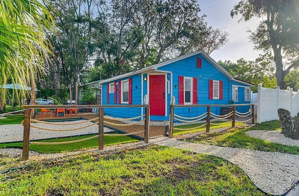 5501 43RD STREET N ST PETERSBURG, FL 33714