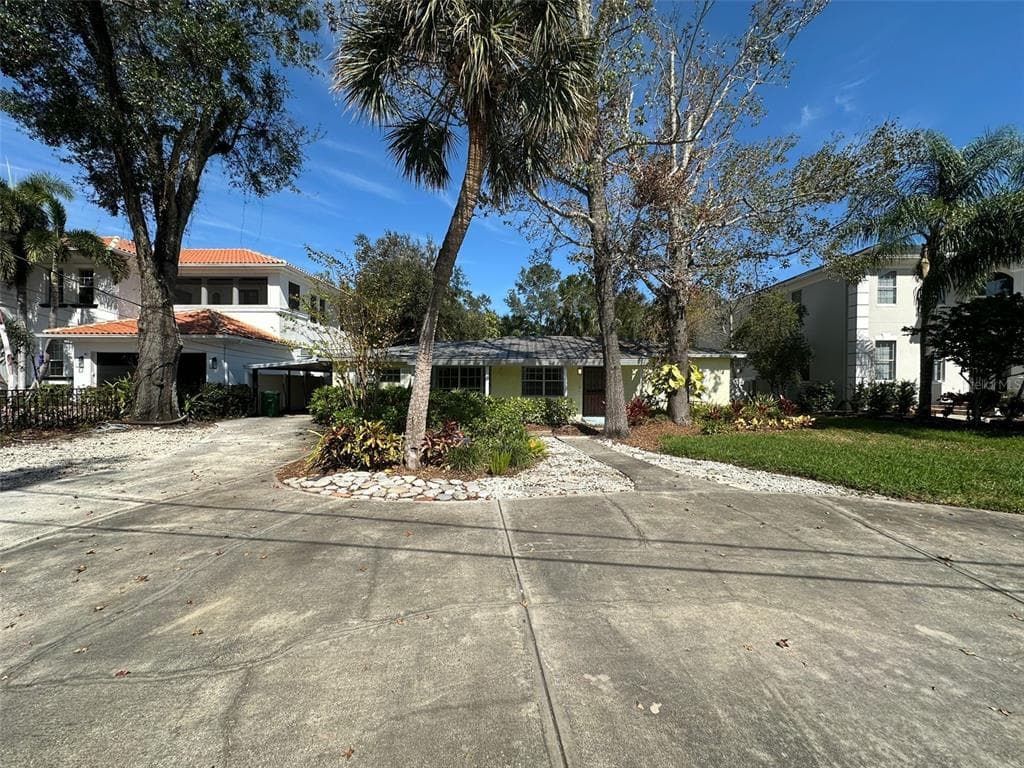 5107 W NEPTUNE WAY TAMPA, FL 33609