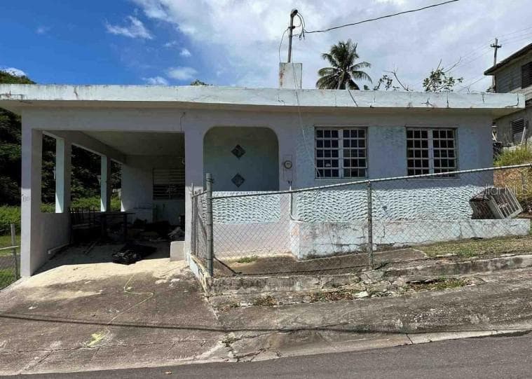 80 2 STREET YABUCOA, PR 00767