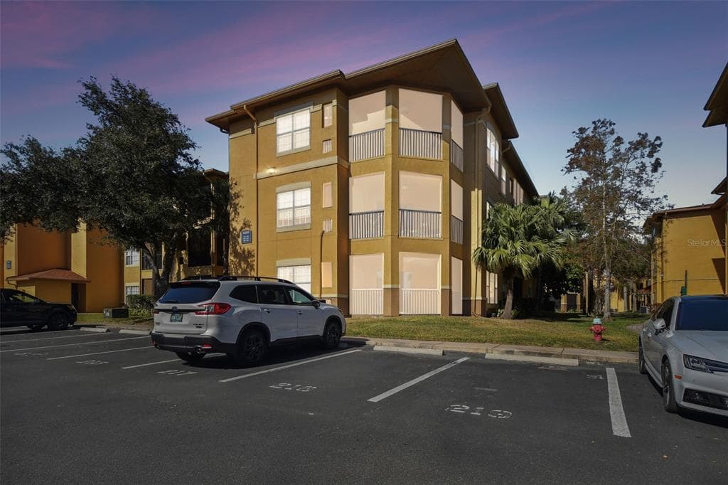 4309 BAYSIDE VILLAGE DRIVE UNIT 101 TAMPA, FL 33615