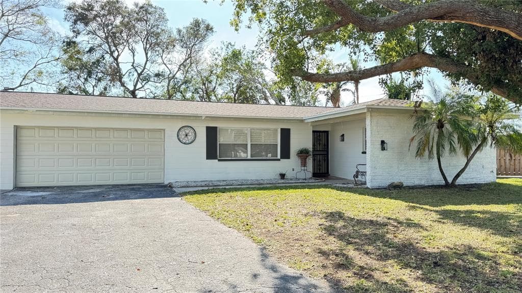 10380 TANGELO ROAD SEMINOLE, FL 33772