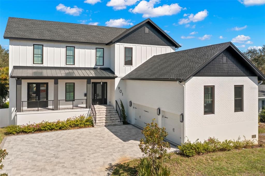 901 38TH AVENUE NE ST PETERSBURG, FL 33704