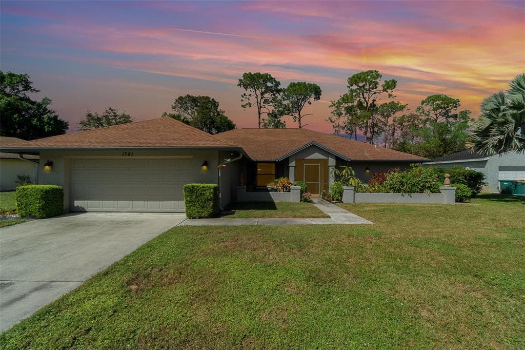 1761 KNIGHTS COURT NAPLES, FL 34112