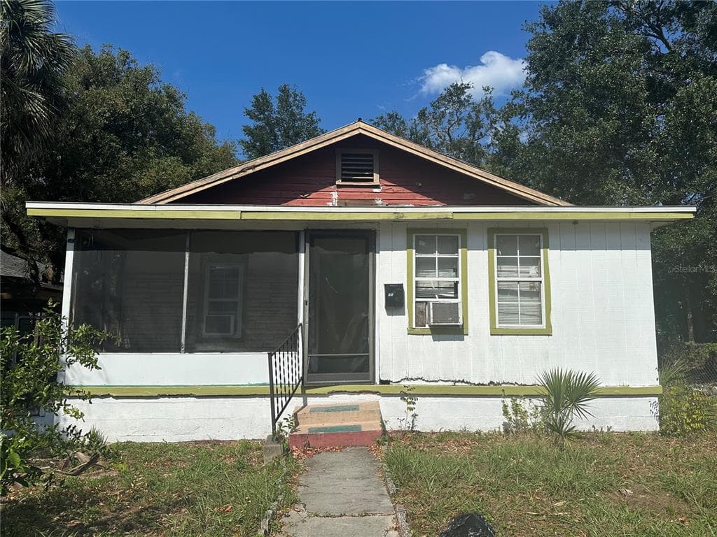 2206 CHIPCO STREET TAMPA, FL 33605