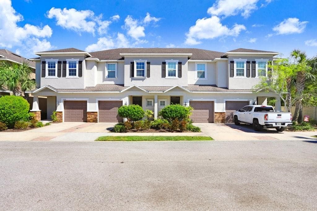 1408 SYRAH DRIVE OLDSMAR, FL 34677