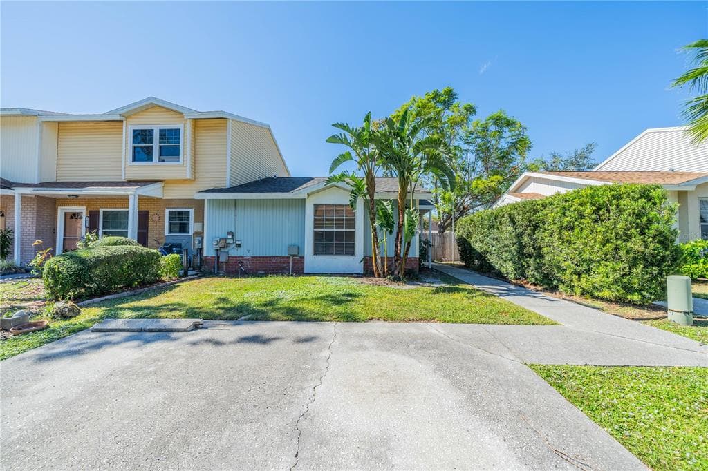 14036 LEMON VALLEY PLACE TAMPA, FL 33625