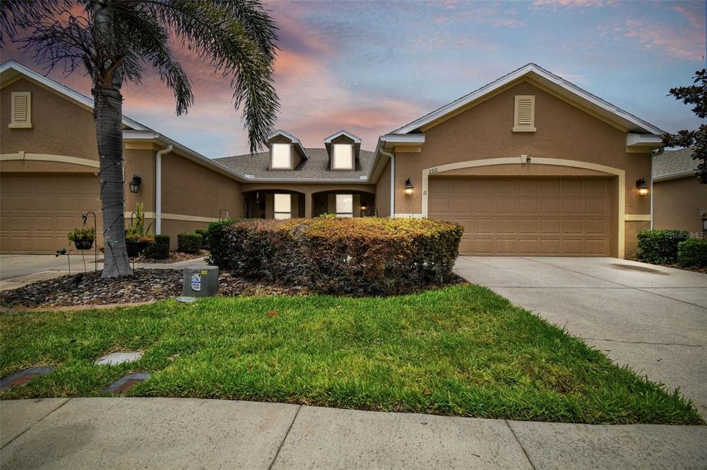 2211 BARRACUDA COURT HOLIDAY, FL 34691