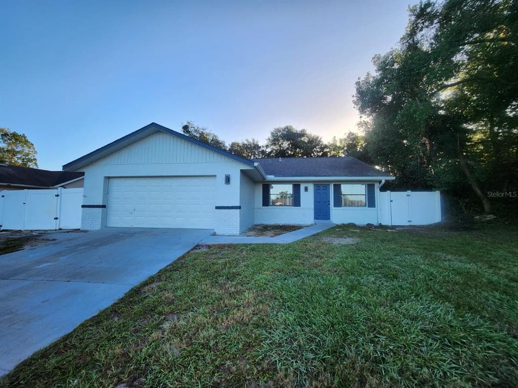 955 MILLENBECK AVENUE DELTONA, FL 32725