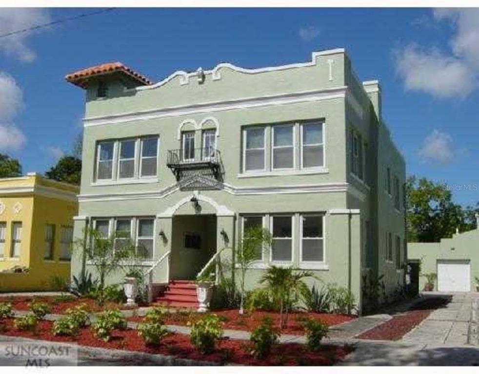 2014 JACKSON STREET N UNIT 5 ST PETERSBURG, FL 33704