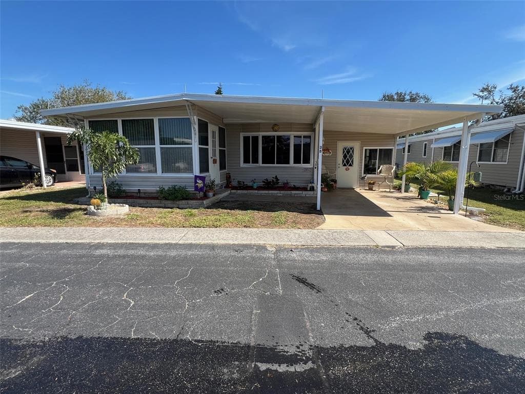 38 PINDO PALM STREET E LARGO, FL 33770