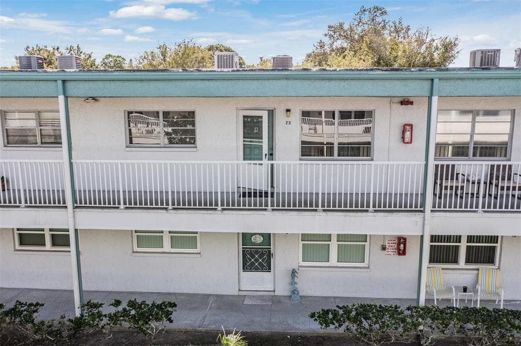 5216 81ST STREET N UNIT 23 ST PETERSBURG, FL 33709
