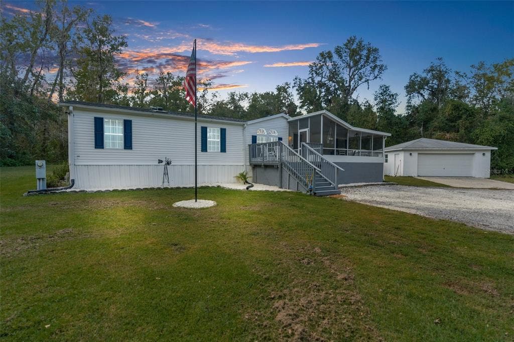 13477 BROOKSVILLE ROCK ROAD WEEKI WACHEE, FL 34614
