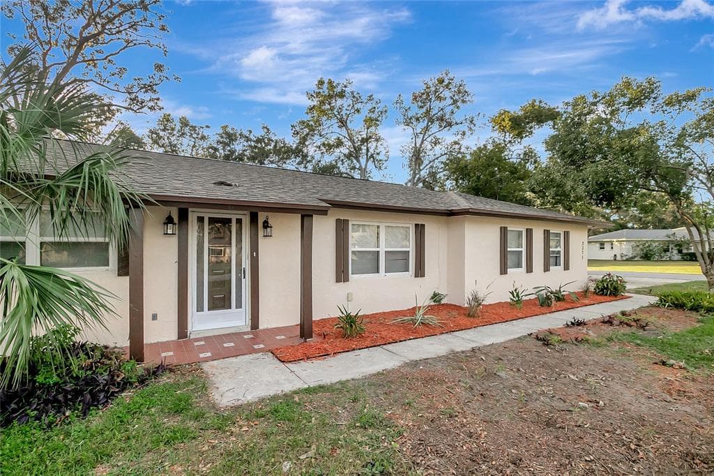 2371 DUSTIN CIRCLE SPRING HILL, FL 34608