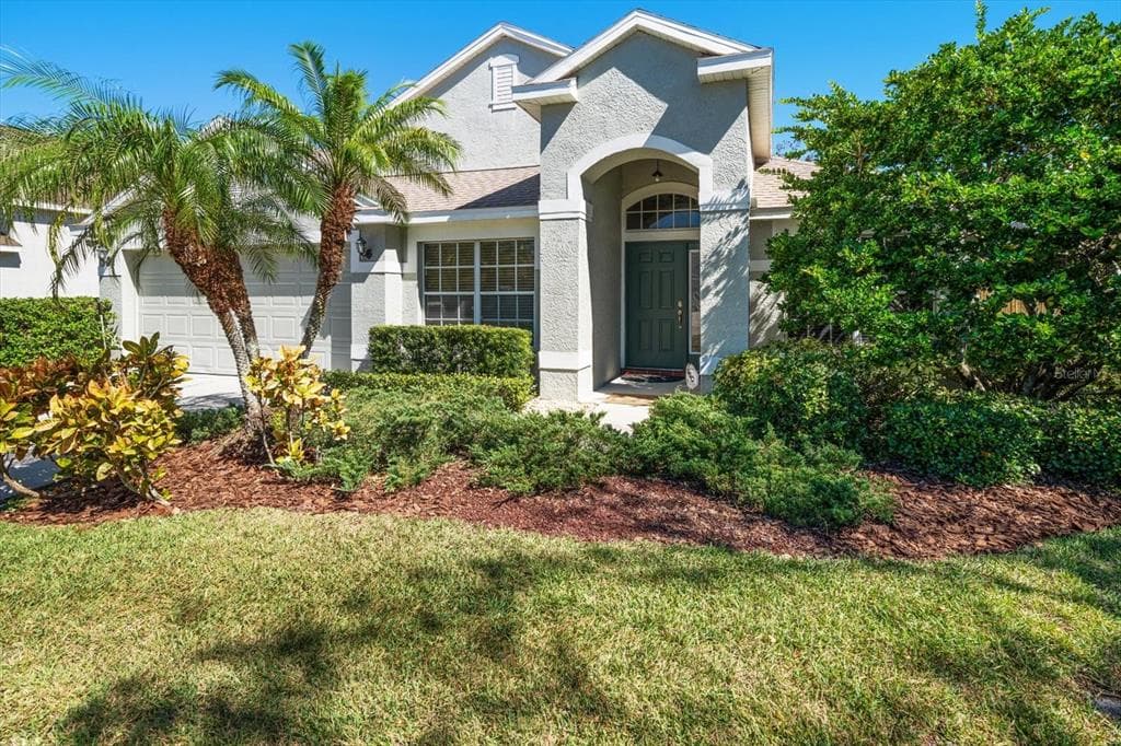 10513 WEYBRIDGE DRIVE TAMPA, FL 33626