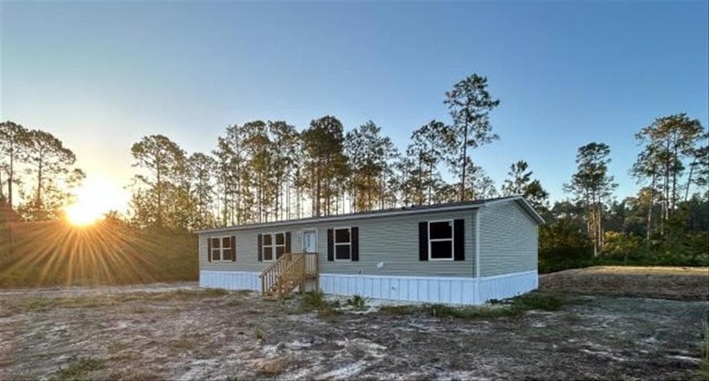 109 LODGE POLE CIRCLE GEORGETOWN, FL 32139