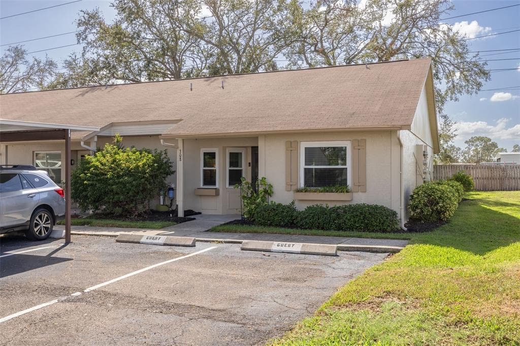 10680 43RD STREET N UNIT 308 CLEARWATER, FL 33762