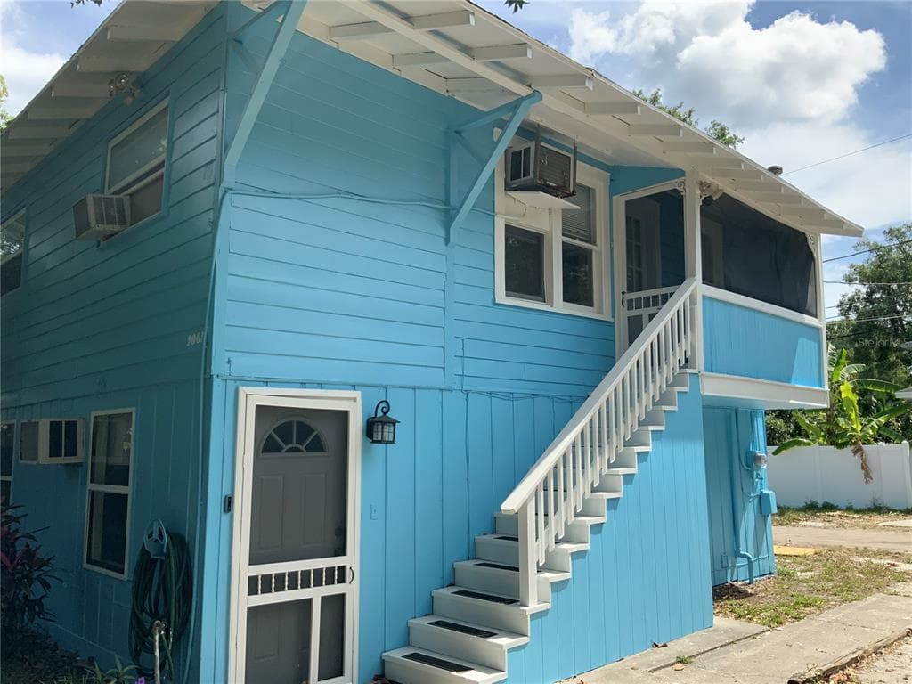 1005 YALE STREET N ST PETERSBURG, FL 33713