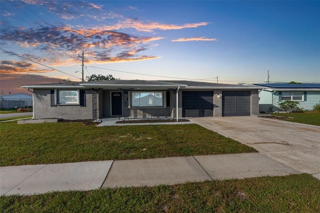 5507 FLORA AVENUE HOLIDAY, FL 34690
