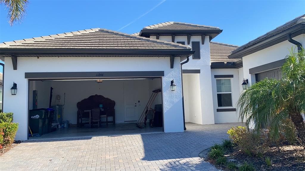 11244 MONTSERRAT DRIVE VENICE, FL 34293