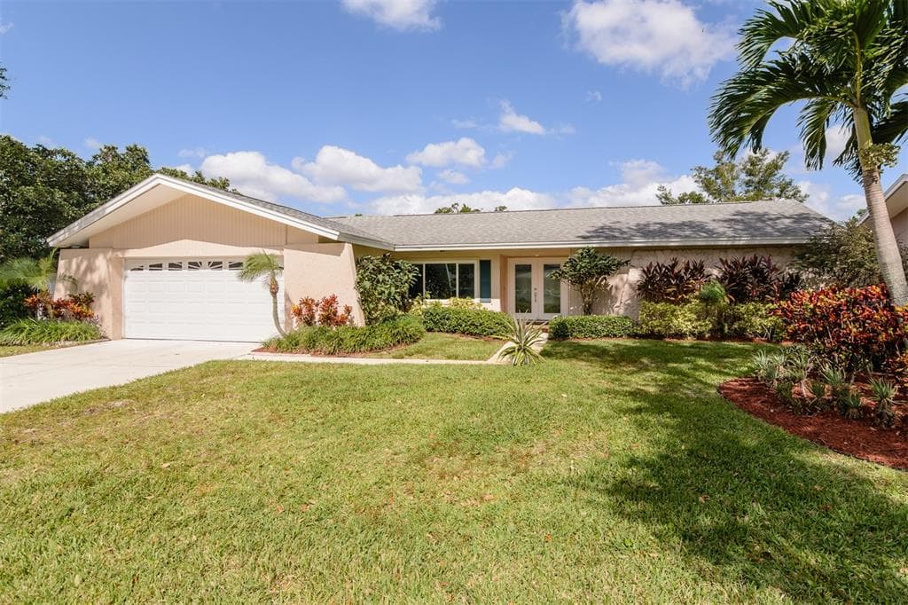 2660 COUNTRYCLUB DRIVE CLEARWATER, FL 33761