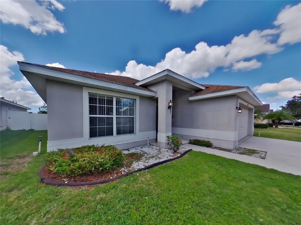 10815 STANDING STONE DRIVE WIMAUMA, FL 33598
