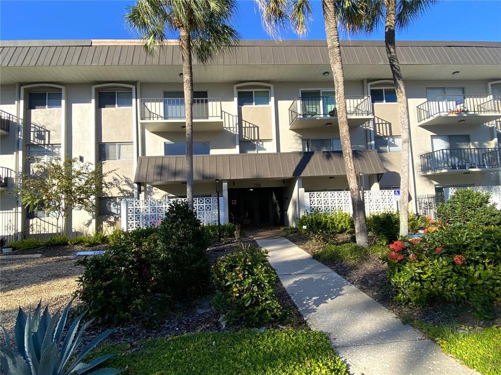 4607 W FIG STREET UNIT 207 TAMPA, FL 33609