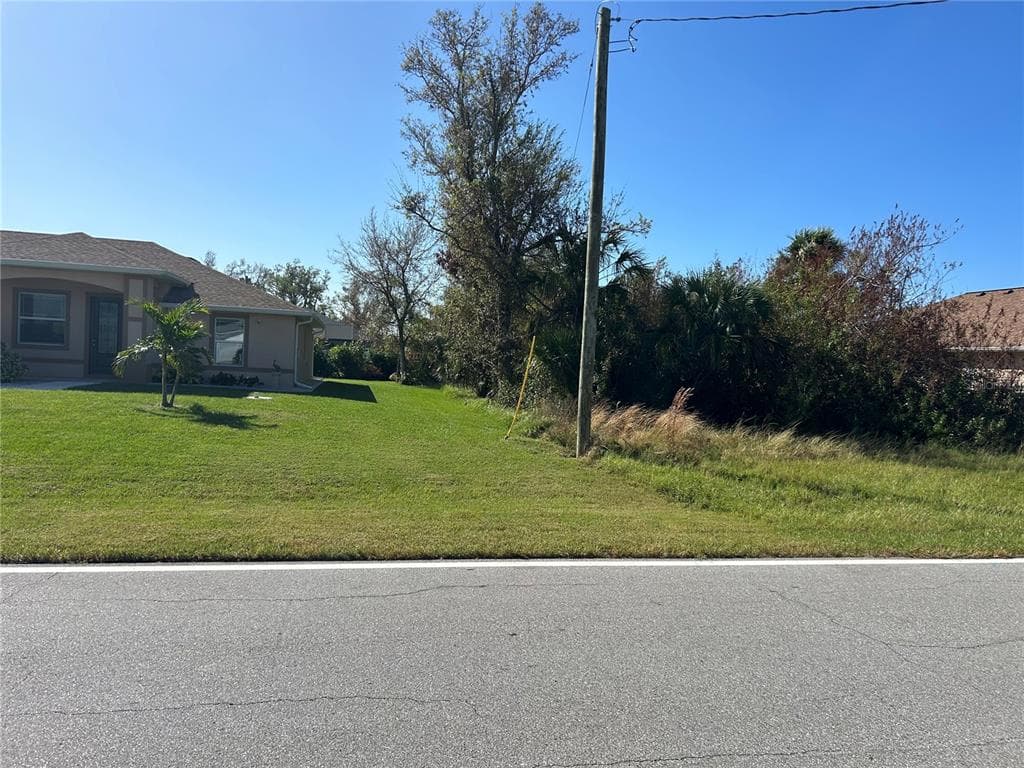 497 SUNSET ROAD N ROTONDA WEST, FL 33947