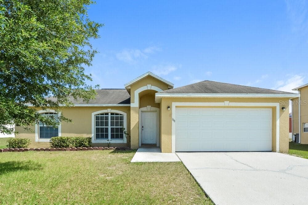 108 ALBANY DRIVE KISSIMMEE, FL 34759