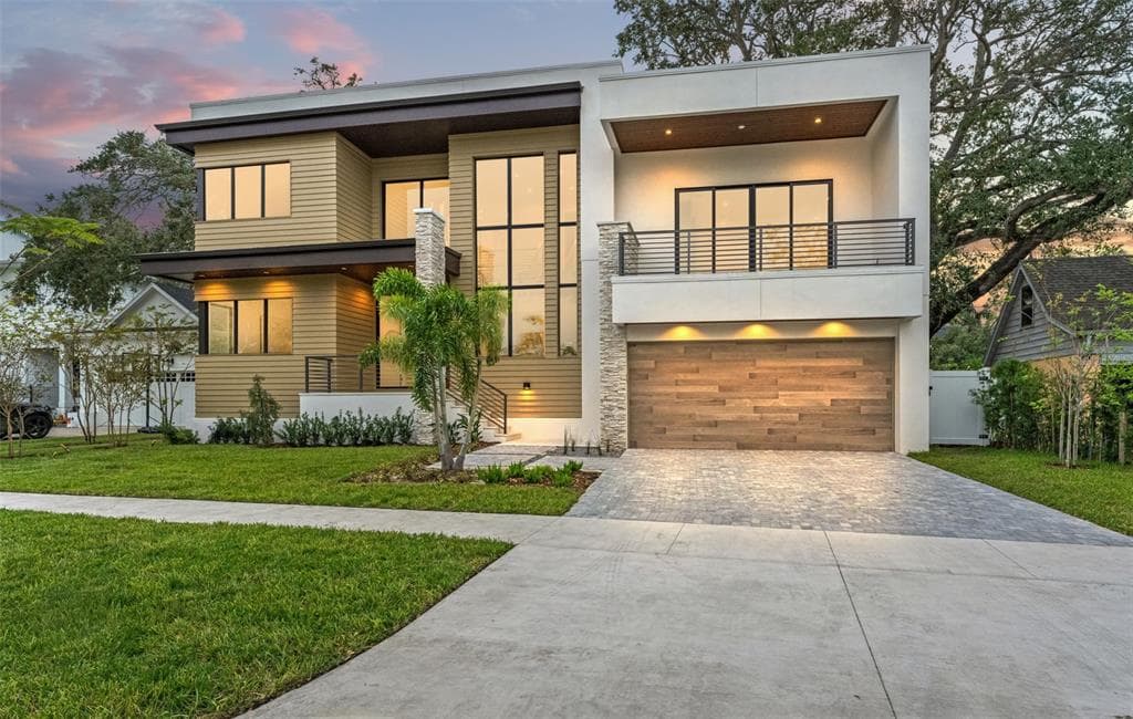 496 SEVERN AVENUE TAMPA, FL 33606