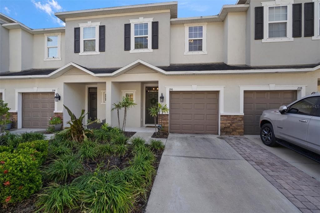 206 CABERNET WAY OLDSMAR, FL 34677