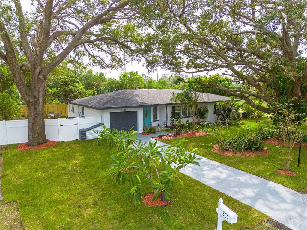 1503 TANGERINE STREET CLEARWATER, FL 33756