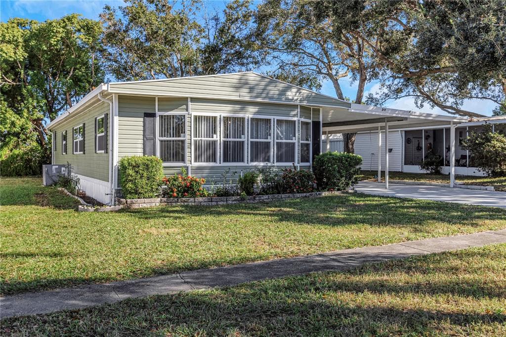 217 LAKE TARPON DRIVE UNIT 24 PALM HARBOR, FL 34684